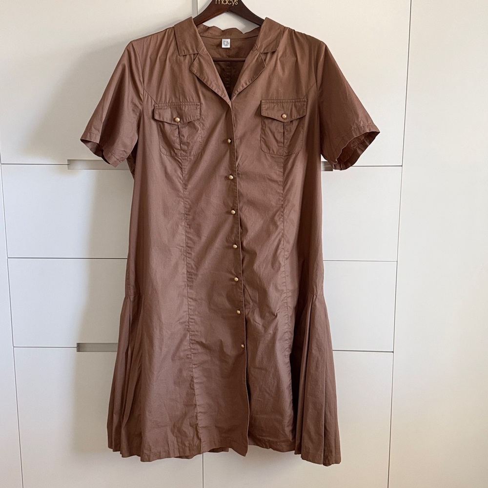 Elegant Brown Button-Up Dress